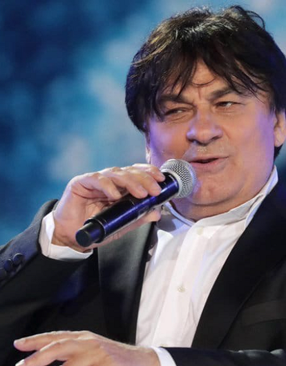 Александр Серов стал дедушкой во второй раз