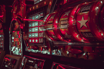 Сотрудники казино две недели искали мужчину, сорвавшего джекпот в 230 тысяч долларов (и нашли)