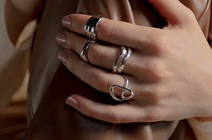 Как почистить почерневшее серебро в домашних условиях