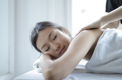 Отложи ботокс и массаж после коронавируса: ученые выяснили, что эти процедуры могут навредить