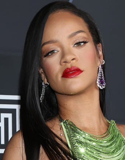 «Все является вызовом»: Рианна впервые рассказала о беременности