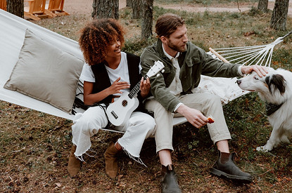 От мангала до гамака: 4 правила, как обустроить зону отдыха на даче для всей семьи