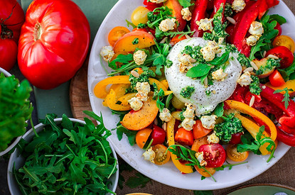 Буррата: как готовят и с чем едят этот нежный сыр