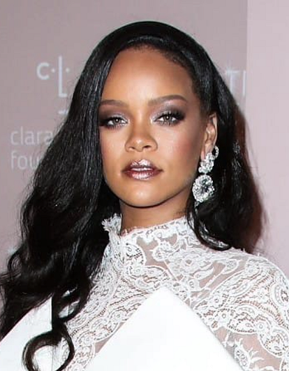 Рианна раскрыла пол будущего ребенка