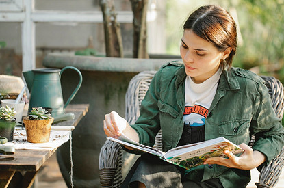 Дрожжи, медный гвоздь и еще 5 мифов об удобрениях на даче