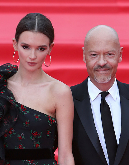 На контрасте: звездные красотки, которые встречаются с парнями на голову ниже