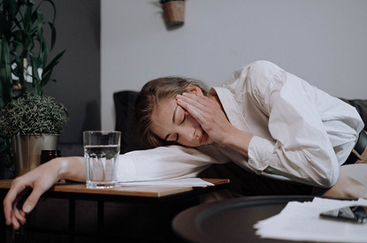 Отложи анальгетики: как избавиться от головной боли без таблеток