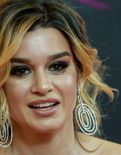 «Годами позволяла вешать лапшу мне на уши»: Ксения Бородина вспомнила об отношениях с Омаровым