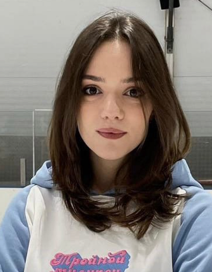 Евгения Медведева снялась в откровенной фотосессии