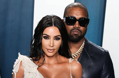 Ким Кардашьян официально развелась с Канье Уэстом