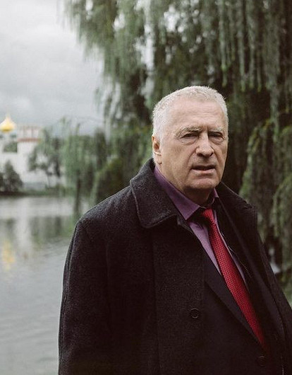 Жириновский, Бритни Спирс и другие публичные персоны, которых похоронили при жизни