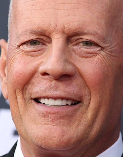 Деми Мур подтвердила диагноз Брюса Уиллиса и объявила о завершении его карьеры