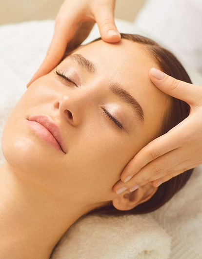 Соединяя воедино: все, что тебе будет полезно узнать о миофасциальном массаже