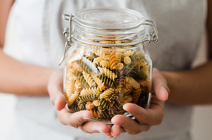 Что купить про запас: 15 продуктов, которые долго хранятся