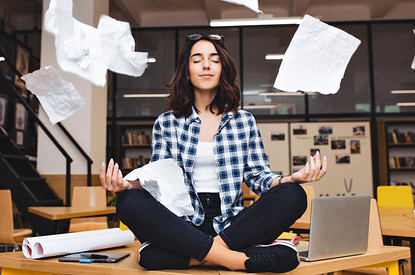 Будь спокойна: 7 ЗОЖ-техник, которые выведут из стрессового состояния