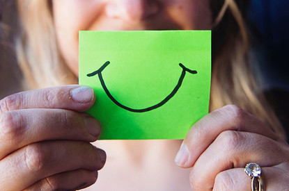 Человек со знаком «плюс»: чем опасно позитивное мышление