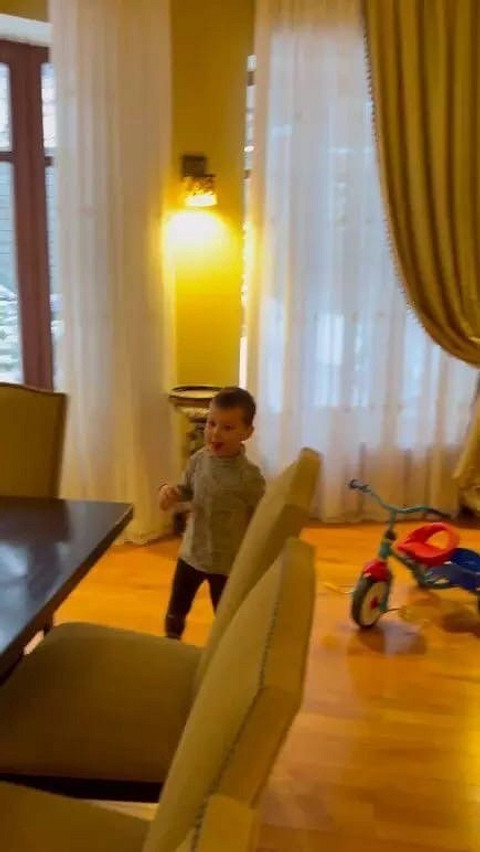 Редкий кадр: Лера Кудрявцева показала 3-летнего внука