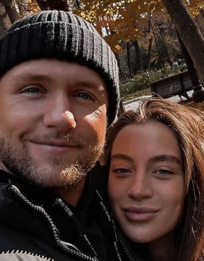 «Я почувствовал, что человек на грани»: Влад Соколовский рассказал о послеродовой депрессии возлюбленной