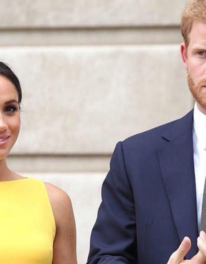 Меган Маркл и принц Гарри впервые встретились с Елизаветой II после своего переезда