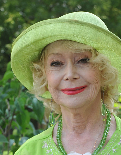 Светлане Немоляевой — 85: ранний кинодебют, художественный талант и счастливая семейная жизнь длиною в 51 год