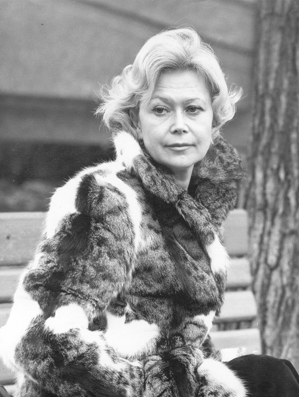 Светлане Немоляевой — 85: ранний кинодебют, художественный талант и счастливая семейная жизнь длиною в 51 год