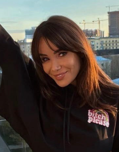 «Бывшие устроили свою любовную жизнь»: как Айза отреагировала на беременность жены Гуфа