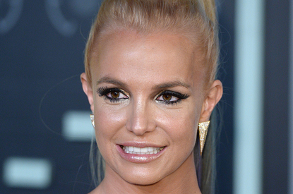 Беременная Бритни Спирс сообщила, что отец запугивает ее