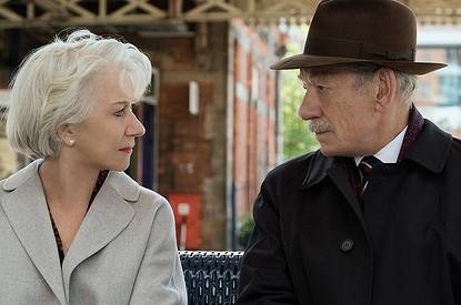 Как понять, что собеседник врет: 8 признаков обмана