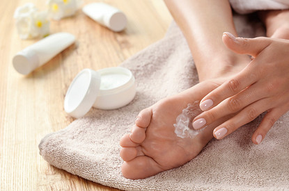 5 причин, почему крем для ног не работает (и пятки не выглядят как у младенца)