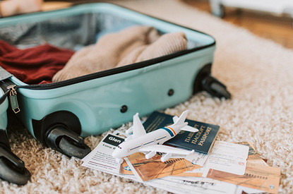 Собираемся в мини-отпуск: 30+ вещей, которые обязательно нужно взять с собой