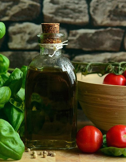 Как раньше хранили продукты без холодильника (пригодится на природе)