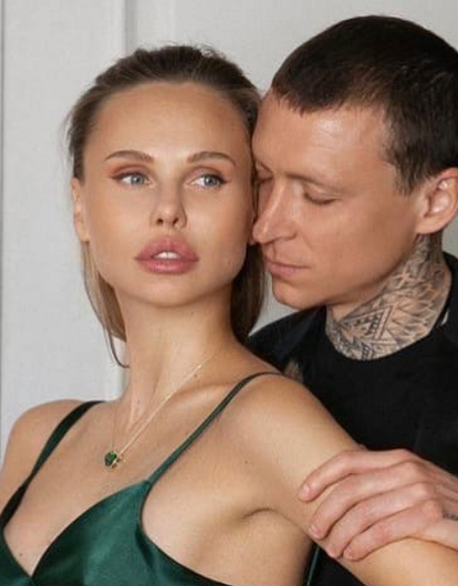 Жена Павла Мамаева беременна