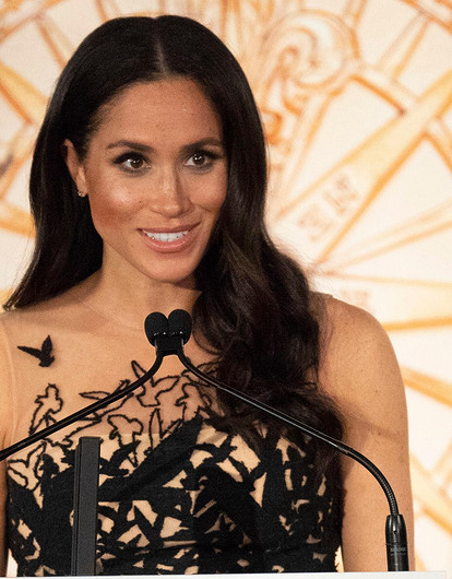 Не Кейт Миддлтон единой: 10 сногсшибательных образов Меган Маркл