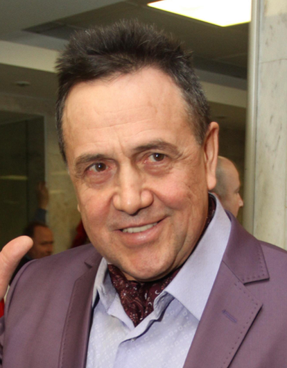 Названа причина смерти певца Рената Ибрагимова