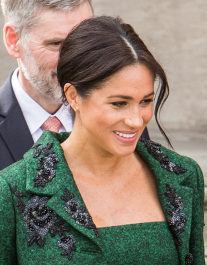 Ультракороткие шорты и джинсовая рубашка: новый выход Меган Маркл