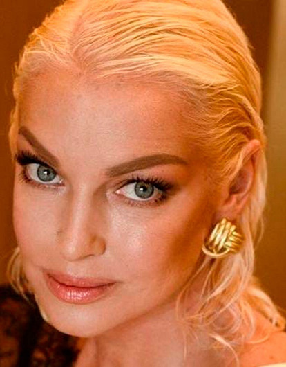 Анастасия Волочкова рассказала о новом возлюбленном, который арендовал для нее остров