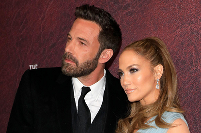 Дженнифер Лопес отправилась на свидание с Аффлеком и мамой