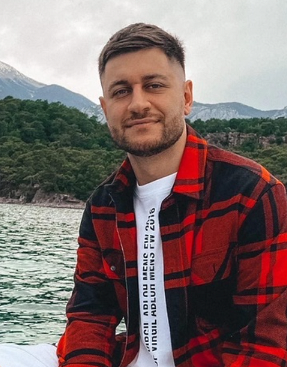 Дава и Мари Краймбрери стали жить вместе