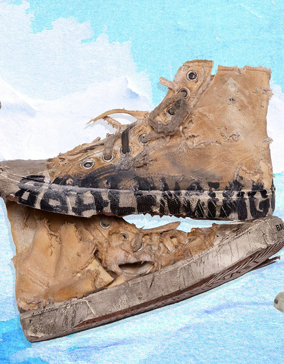 Потрепанные кроссовки Balenciaga и другая странная обувь, на которую модники выкидывают огромные деньги