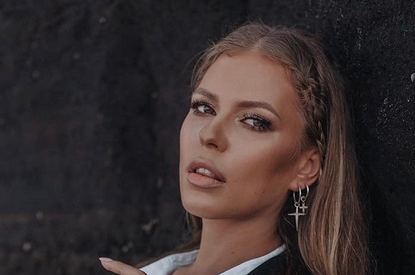 Рита Дакота впервые показала лицо после ринопластики (фото)