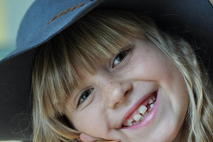 Детские травмы зубов: в каких случаях можно помочь самостоятельно и когда нужно к врачу