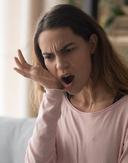 Зубами щелк: почему хрустит челюсть и нужно ли с этим что-то делать