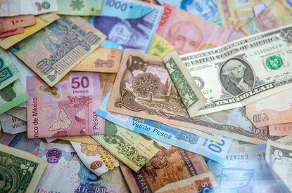 И потратить жалко: 7 красивейших банкнот мира