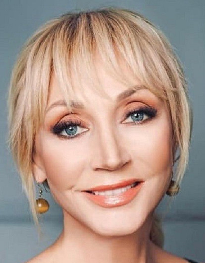 Воспитание строгой бабушки, споры с Роланом Быковым: 16 интересных фактов о Кристине Орбакайте