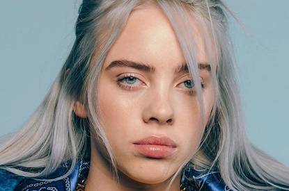 «Люди часто смеются надо мной»: Билли Айлиш рассказала о жизни с синдромом Туретта