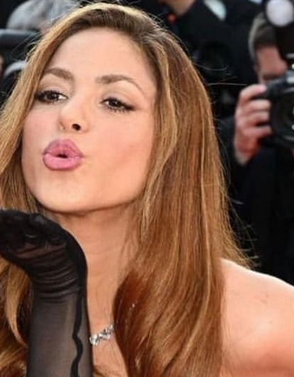 Певице Шакире грозит тюремный срок