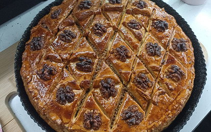 Ароматная пахлава с грецкими орехами