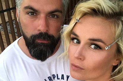 «Любимая бывшая выпустила еще один хит про меня. Сколько можно?»: экс-супруг Полины Гагариной высмеял певицу