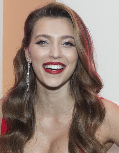 Регине Тодоренко — 32: 20 интересных фактов о телеведущей, готовящейся стать мамой во второй раз