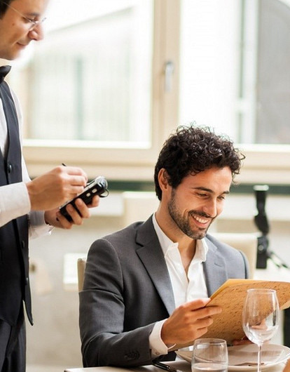 10 блюд, которые лучше не заказывать в ресторане: подсказки от шеф-повара